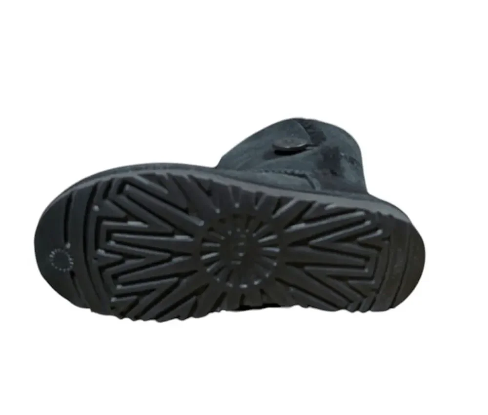 NWOB UGG Bailey Button Winter Boot In Black Size 5